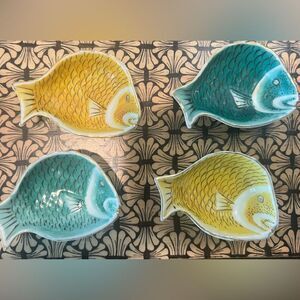 Set of 4 Vintage Fish Trinket Dishes Sushi Dish Tropical No chips